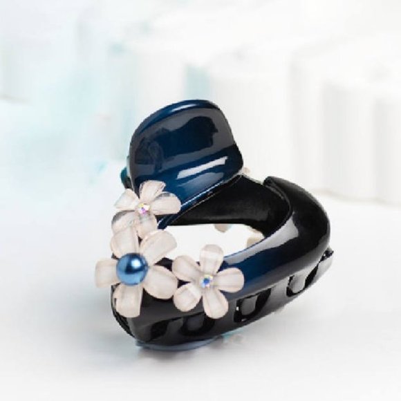 Something Blue Sapphaire Bue Small Hair Clip Claw - Picture 2 of 5